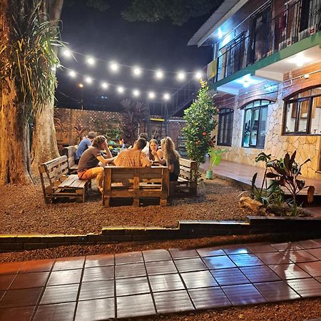 Benteveo Hostel Iguazu Πουέρτο Ιγκουασού Εξωτερικό φωτογραφία