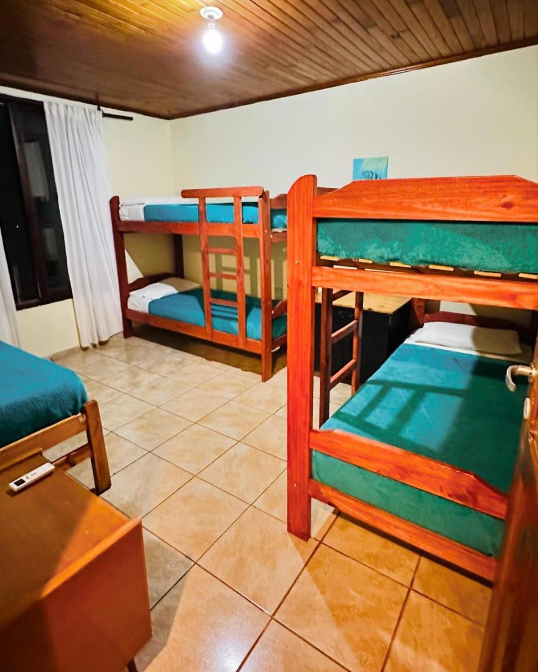 Benteveo Hostel Iguazu Πουέρτο Ιγκουασού Εξωτερικό φωτογραφία
