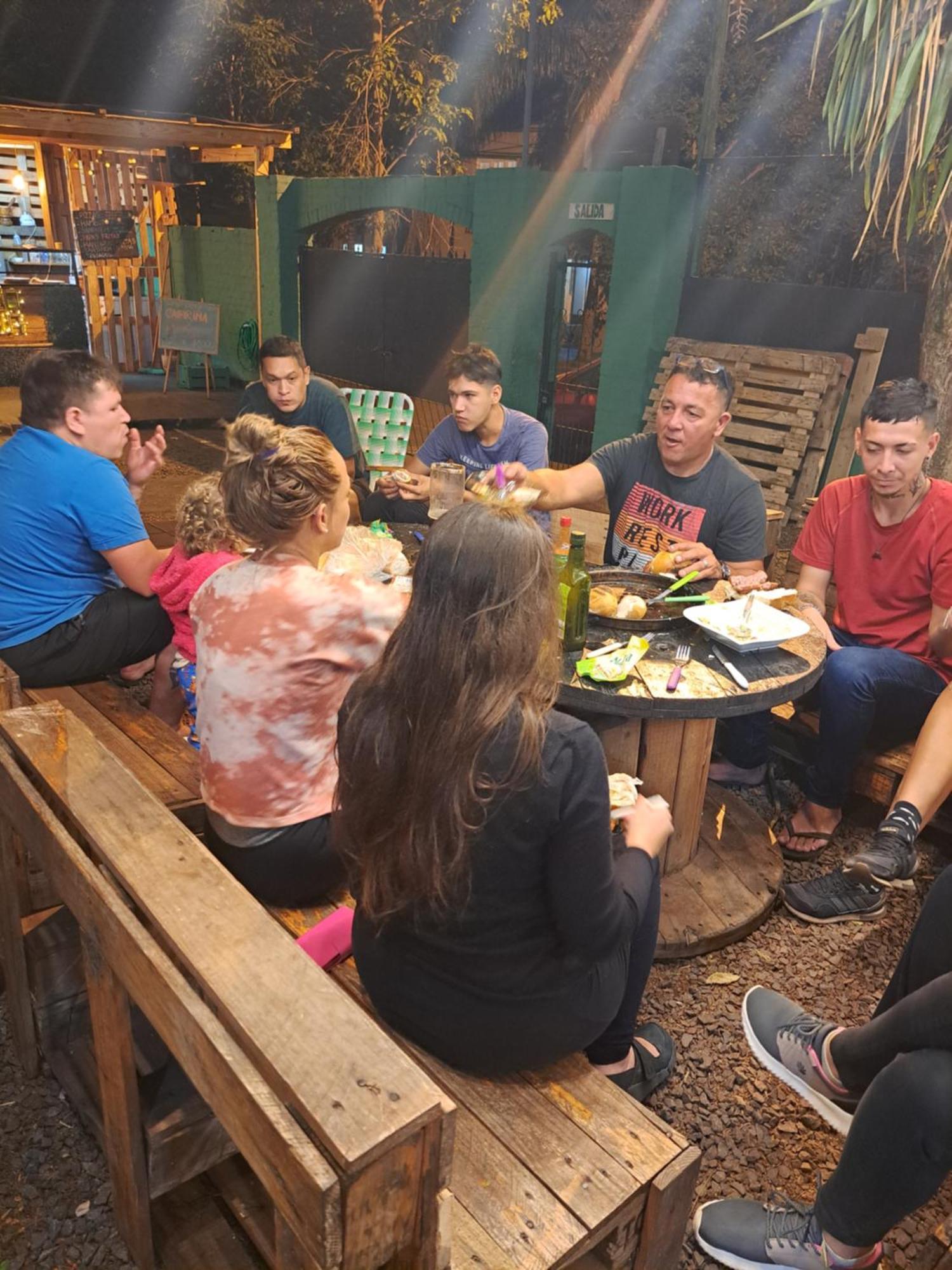 Benteveo Hostel Iguazu Πουέρτο Ιγκουασού Εξωτερικό φωτογραφία
