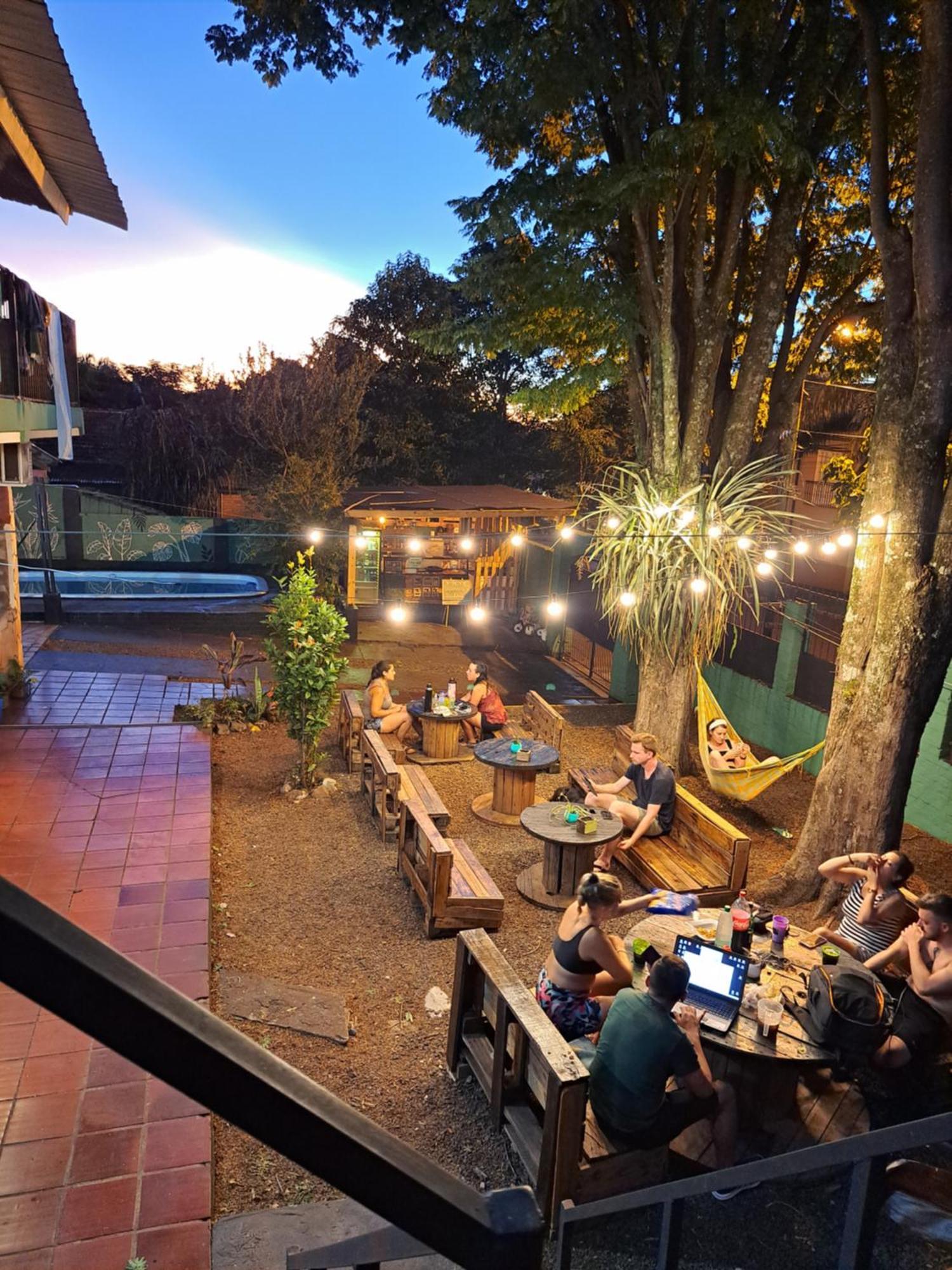 Benteveo Hostel Iguazu Πουέρτο Ιγκουασού Εξωτερικό φωτογραφία